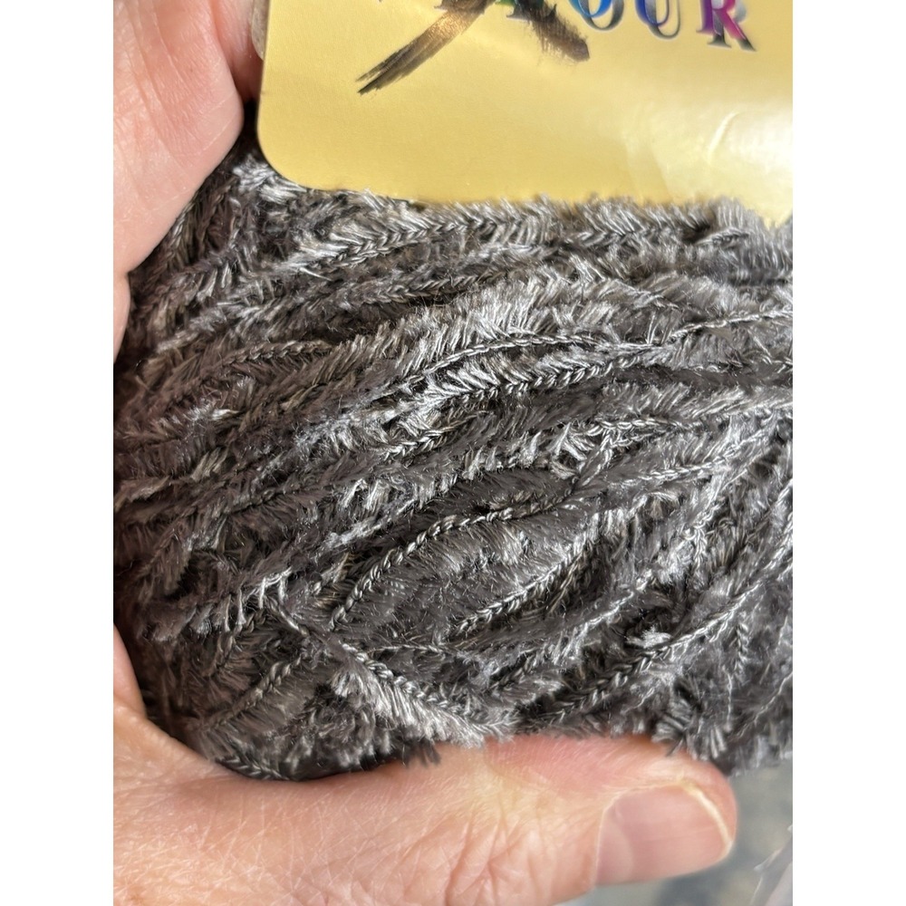 Katia - VELOUR- Yarn - Silver Gray - 326g‎ Spain